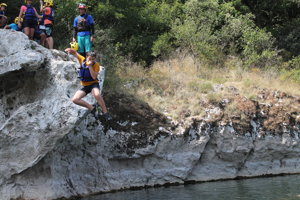 Village Camps International Summer Camp Ard&egrave;che, France 2019-07-26 https://www.villagecamps.com/journals_admin/images/2232-2927-RockJump12 copy.jpg